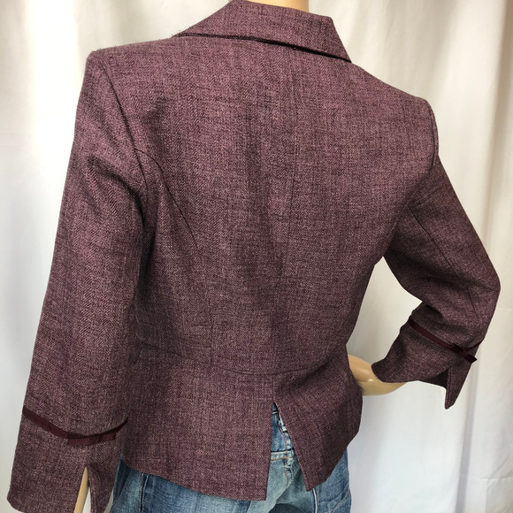 COPY - Croppeed one button blazer - Picture 2 of 3